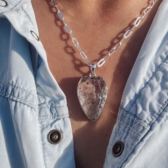 BIG raw clear quartz heart chunky silver necklace. - Picture 3 of 5